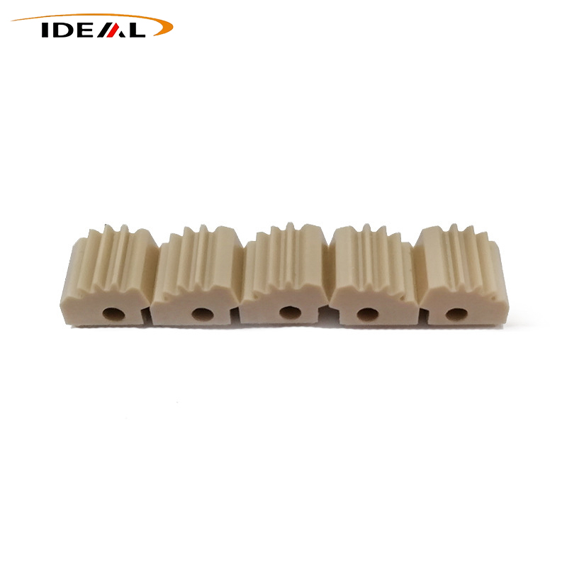 Gear Pinion mengintip